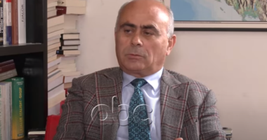 Fjalori i ri i gjuhës shqipe dhe kërcënimi i gjuhës amtare nga gjuhët e huaja