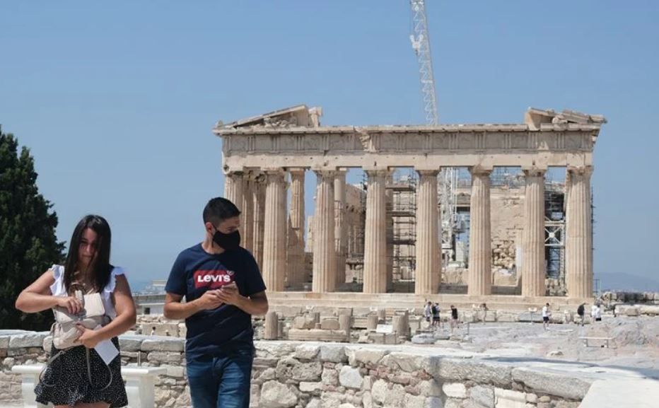 Greqia hap turizmin në 14 maj: Kushtet për t’u futur, ejani gjeni buzëqeshjen
