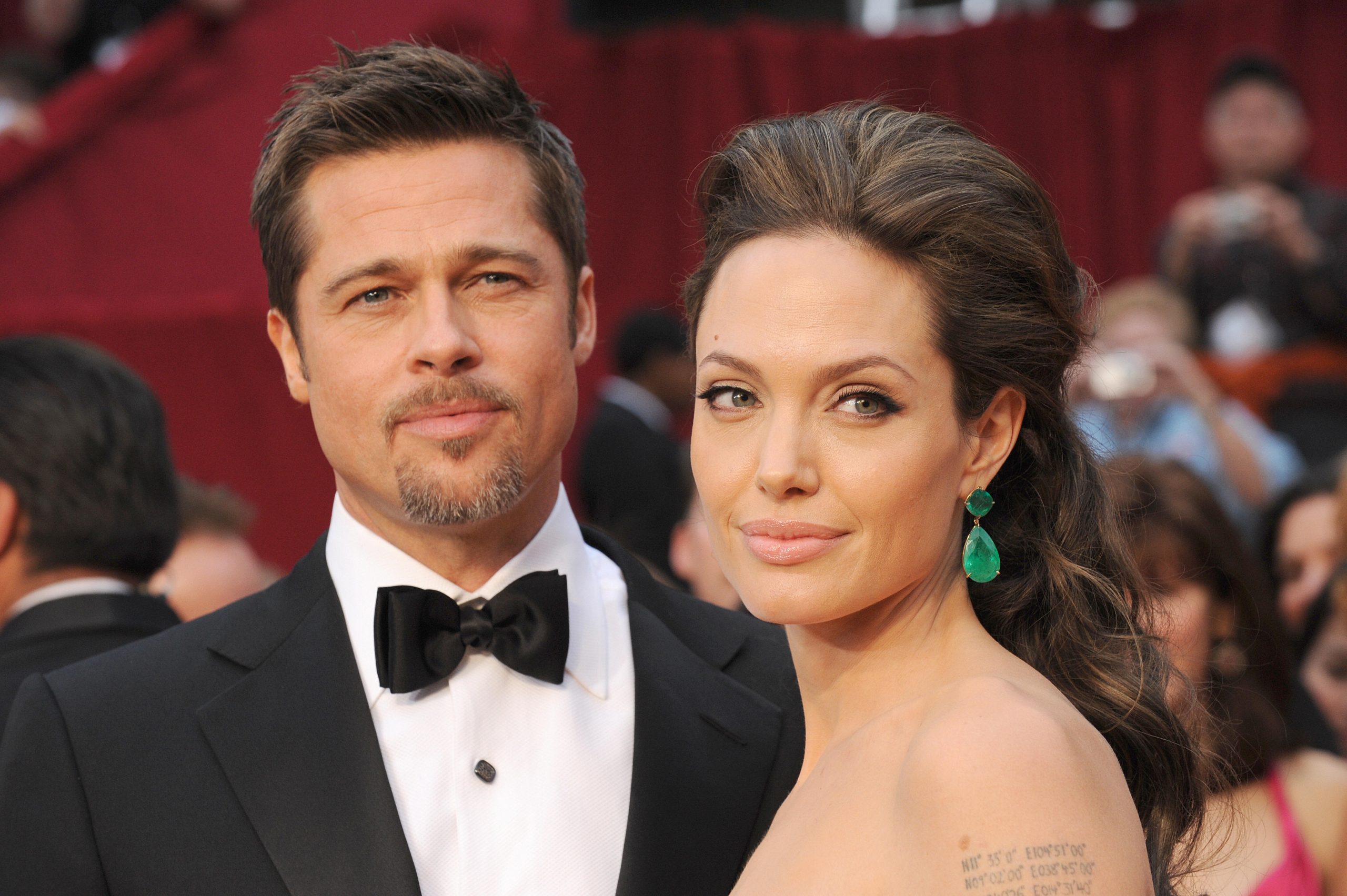 Paralajmëron Angelina Jolie: E gatshme ta padisë Brad Pitt për dhunë fizike ndaj fëmijëve