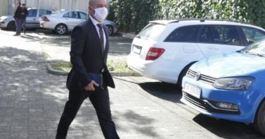 Artan Shkëmbi nuk i shpëton dot akuzës, vijon pezullimi nga detyra pas kërkesë së prokurorisë