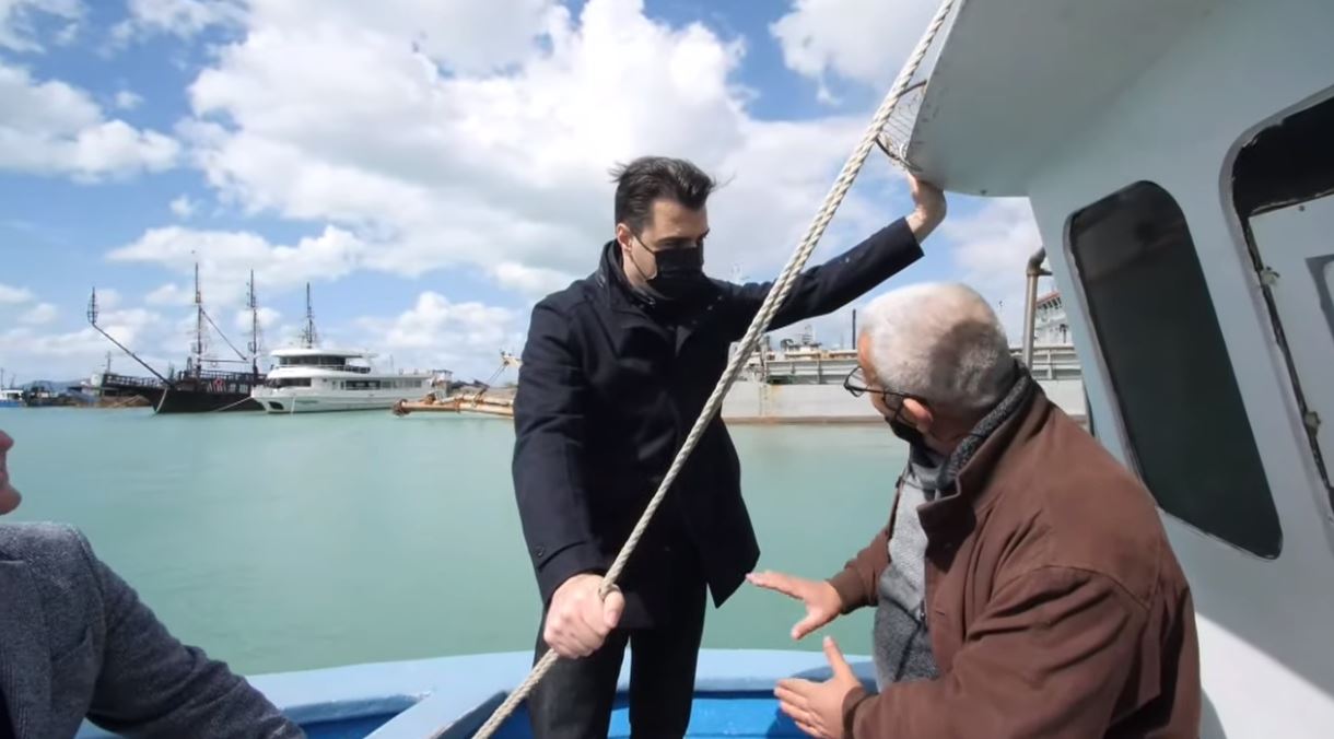 Basha mbi peshkarexhë në Vlorë: Do lehtësojmë peshkatarët nga çdo burokraci