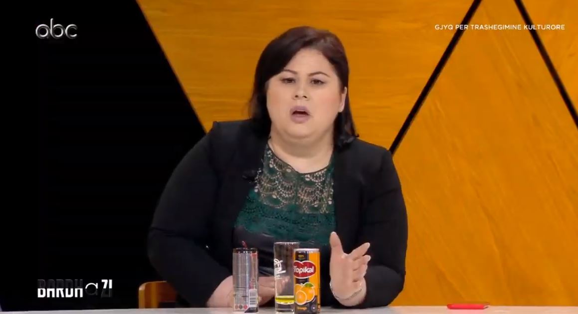 Elena Kocaqi: Biznesmenët e fuqishëm i bëjnë presion politikës për të marrë qendra të rëndësishme