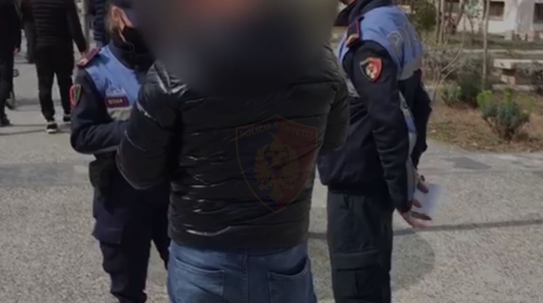 Kapen pa maska, policia nuk kursen gjobat për 790 qytetarë