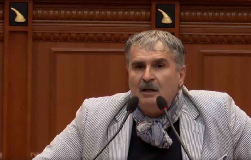 Gjuzi: Polici që qëlloi Rashën si shumë të tjerë me diplomë false, dorëhiqem nëse s’është e vërtetë