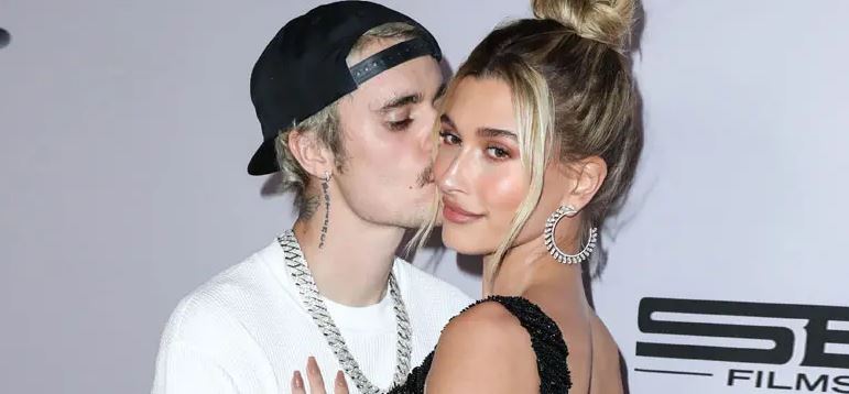 Justin Bieber dhe partnerja e tij bëjnë tatuazh një pjeshkë dhe kanë një arsye