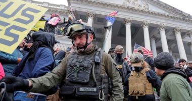 Prokurorët amerikanë: Të paktën 100 të arrestuar të tjerë për sulmet ndaj Kapitolit