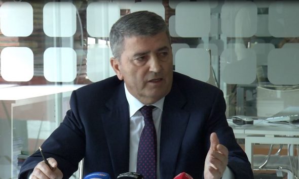 Serbia ftesë bizneseve shqiptare të investojnë, Bregasi: Pa hequr hartën e Kosovës, nuk ka bashkëpunim