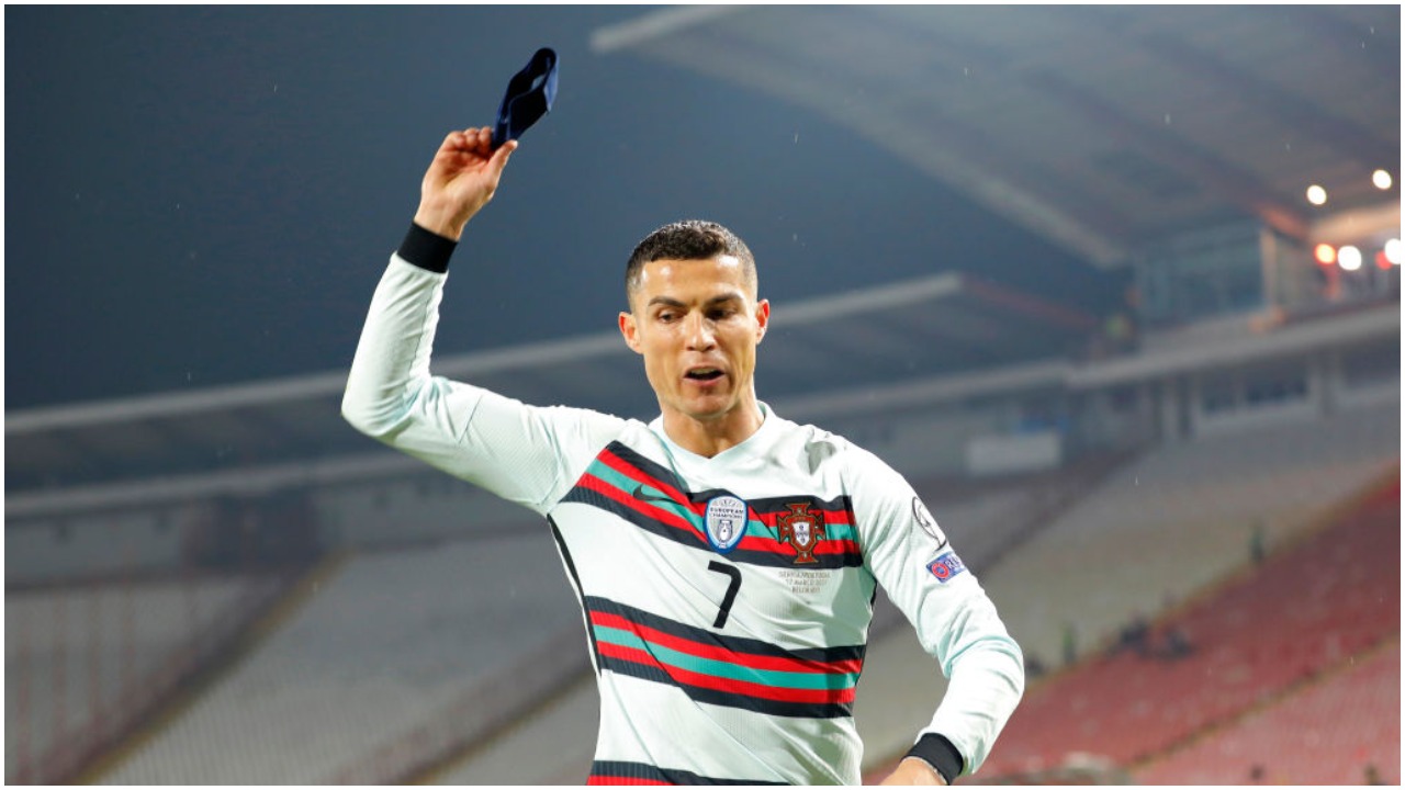 E hodhi në “Marakana”, serbët nxjerrin shiritin e Ronaldos në ankand