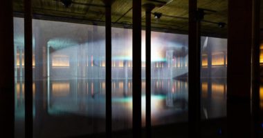 Artisti shqiptar ekspozon veprën e veçantë në Hjuston, mesazh për pandeminë