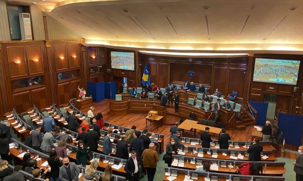 Shtyhet për nesër seanca për zgjedhjen e presidentit të Kosovës