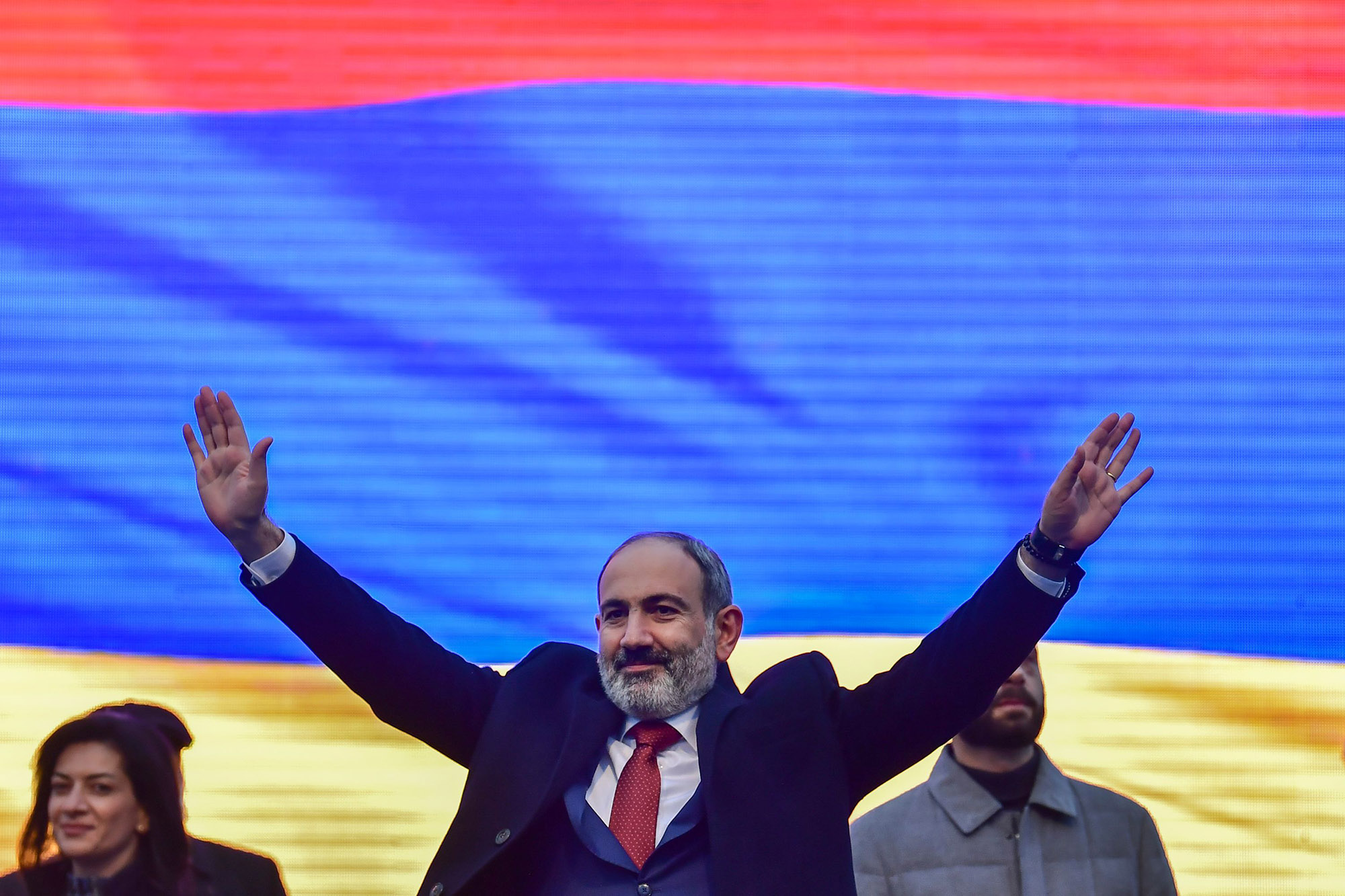 Jep dorëheqjen përpara zgjedhjeve kryeministri i Armenisë