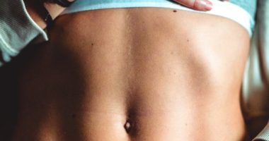 Kanceri i stomakut, si t’i dalloni simptomat më të rëndësishme