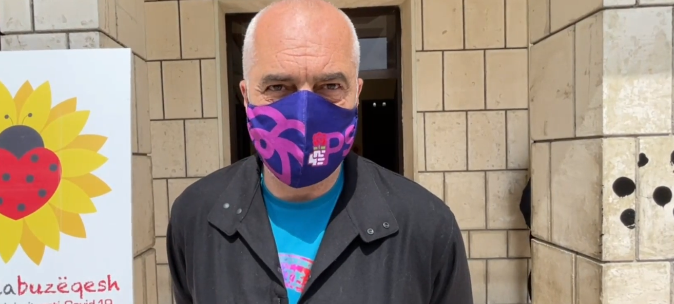 Rama: Mos bini pre e hienave dhe kukuvajkave, vaksina kineze e preferuar edhe për kurorat mbretërore