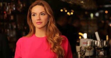 Trëndafili i fitores, Ajola Xoxa shpall suksesin e PS-së me foton e veçantë