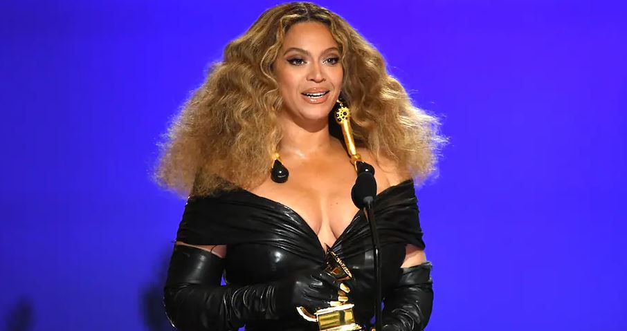 Sekreti i Beyonce për një lëkurë me shkëlqim dhe pa probleme