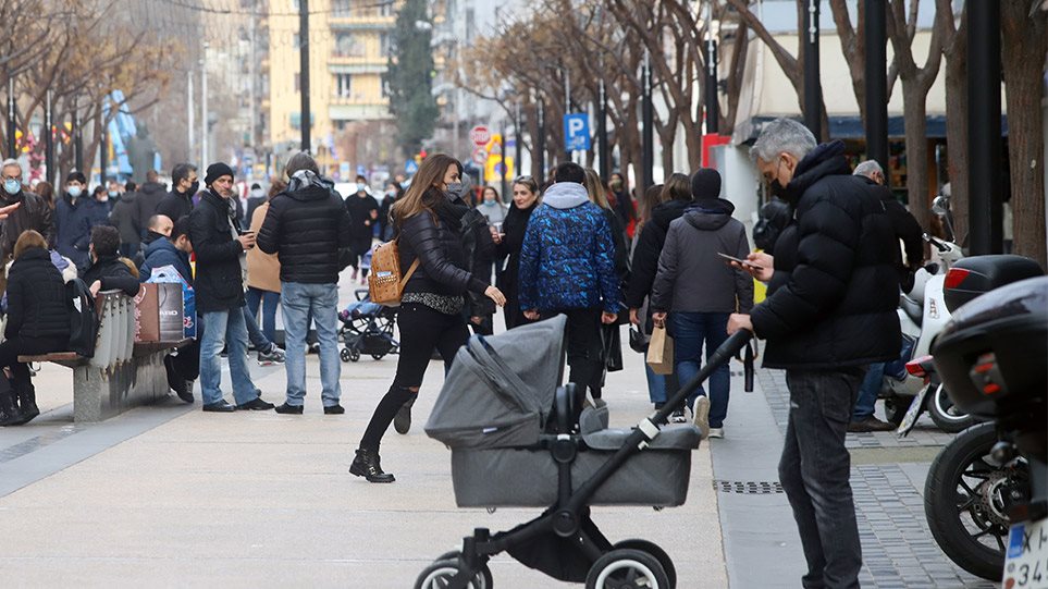 67 viktima dhe mbi 3 mijë raste me Covid në 24 orët e fundit në Greqi