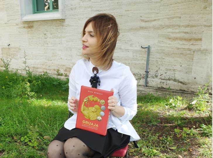 100 vite histori e gruas në monedhën kombëtare, vjen në një studim nga Elsa Zhulali