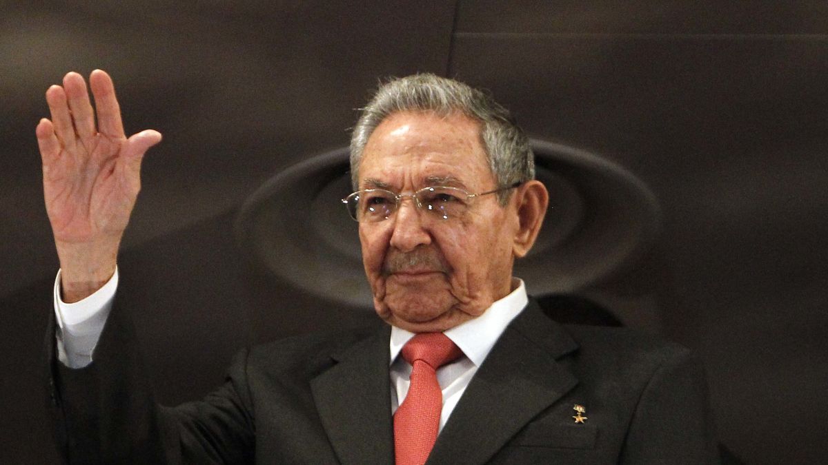 Jep dorëheqjen kryetari i Partisë Komuniste në Kubë, Raul Castro