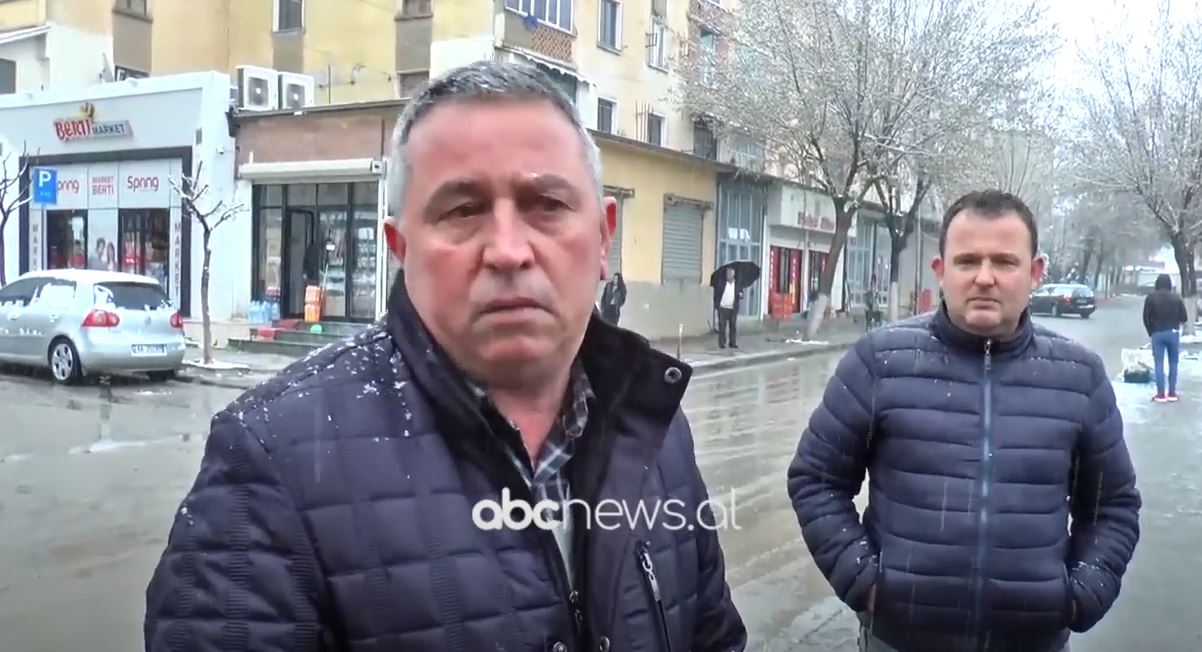 Shoferët e linjës Peshkopi-Tiranë në protestë: Kërkojmë punën që na është marrë pa të drejtë