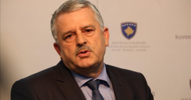Agim Veliu me përgjigje të prerë: Nuk e votoj Vjosa Osmanin presidente