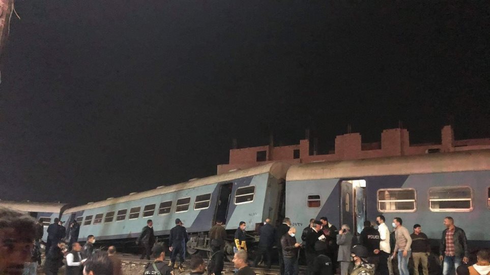 Treni del nga shinat, disa të plagosur në Egjipt