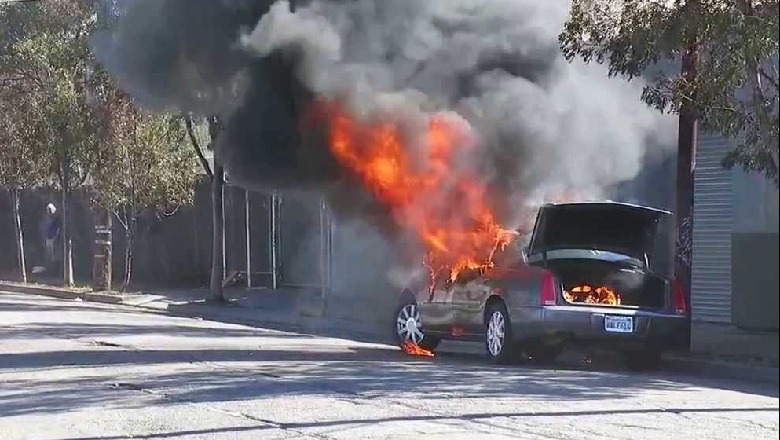 Digjet një automjet në Kavajë, mister rrethanat, nisin hetimet