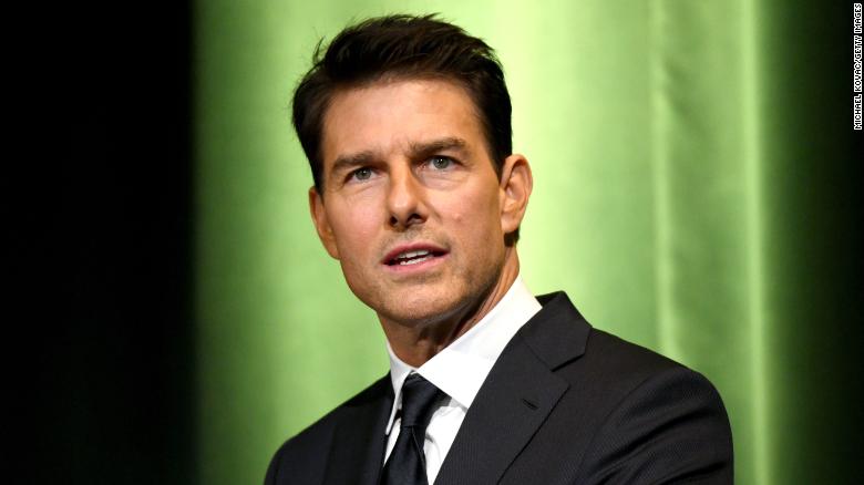 Tom Cruise kthen çmimet e fituara në Golden Globes, zbulohet arsyeja