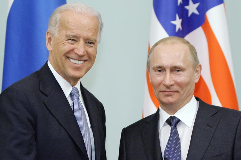 Samiti Biden-Putin, vijojnë përgatitjet në Moskë dhe Uashington