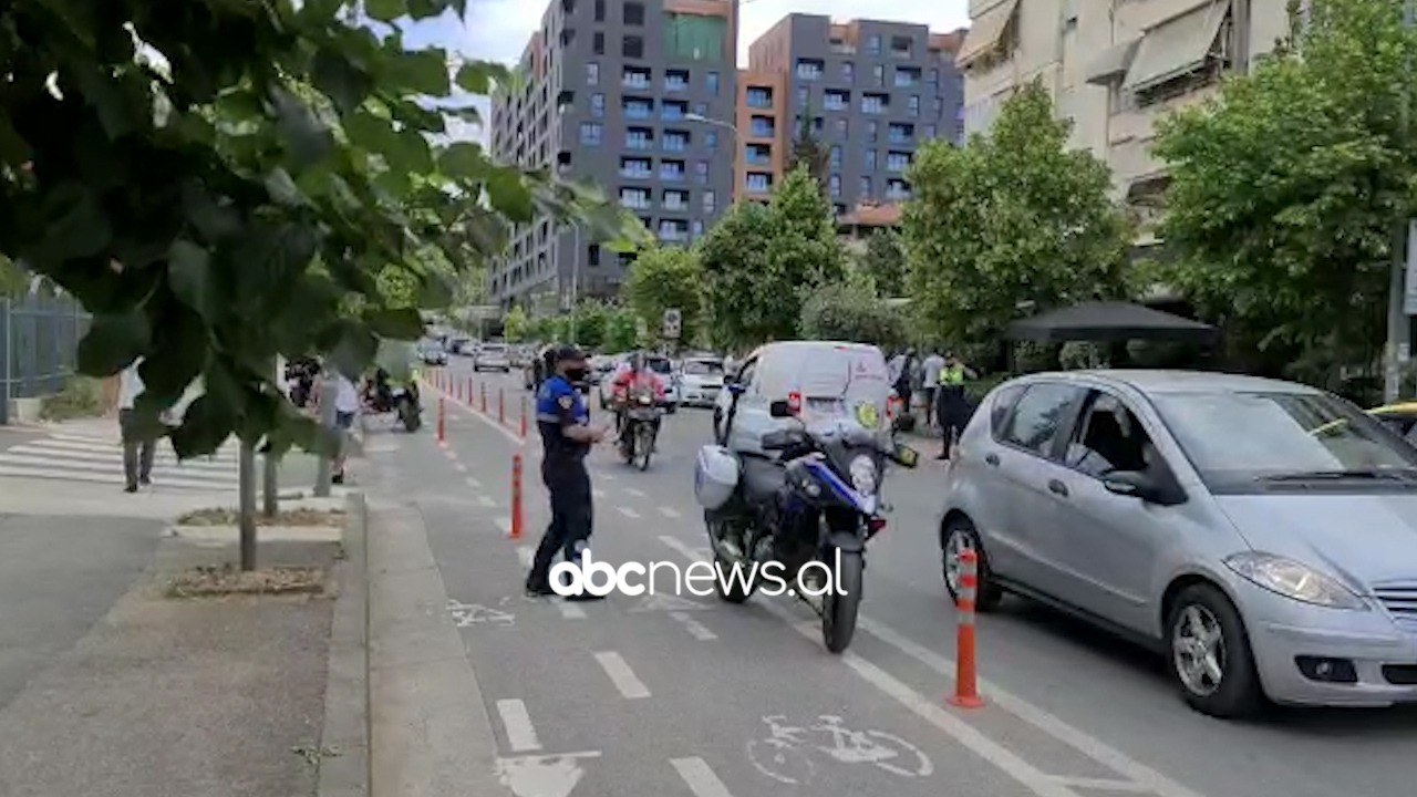 EMRAT/ Si ndodhi plagosja në Tiranë, dy grupet u përleshën mes tyre ishin ulur përballë në tavolina