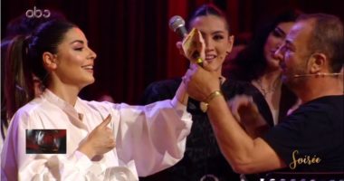 Surprizë! Jonida Shehu sfidon veten dhe këndon për herë të parë në Soiree
