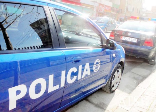 Të shpallur në kërkim për kultivim të bimëve narkotike, arrestohen 2 persona në Durrës e Vlorë