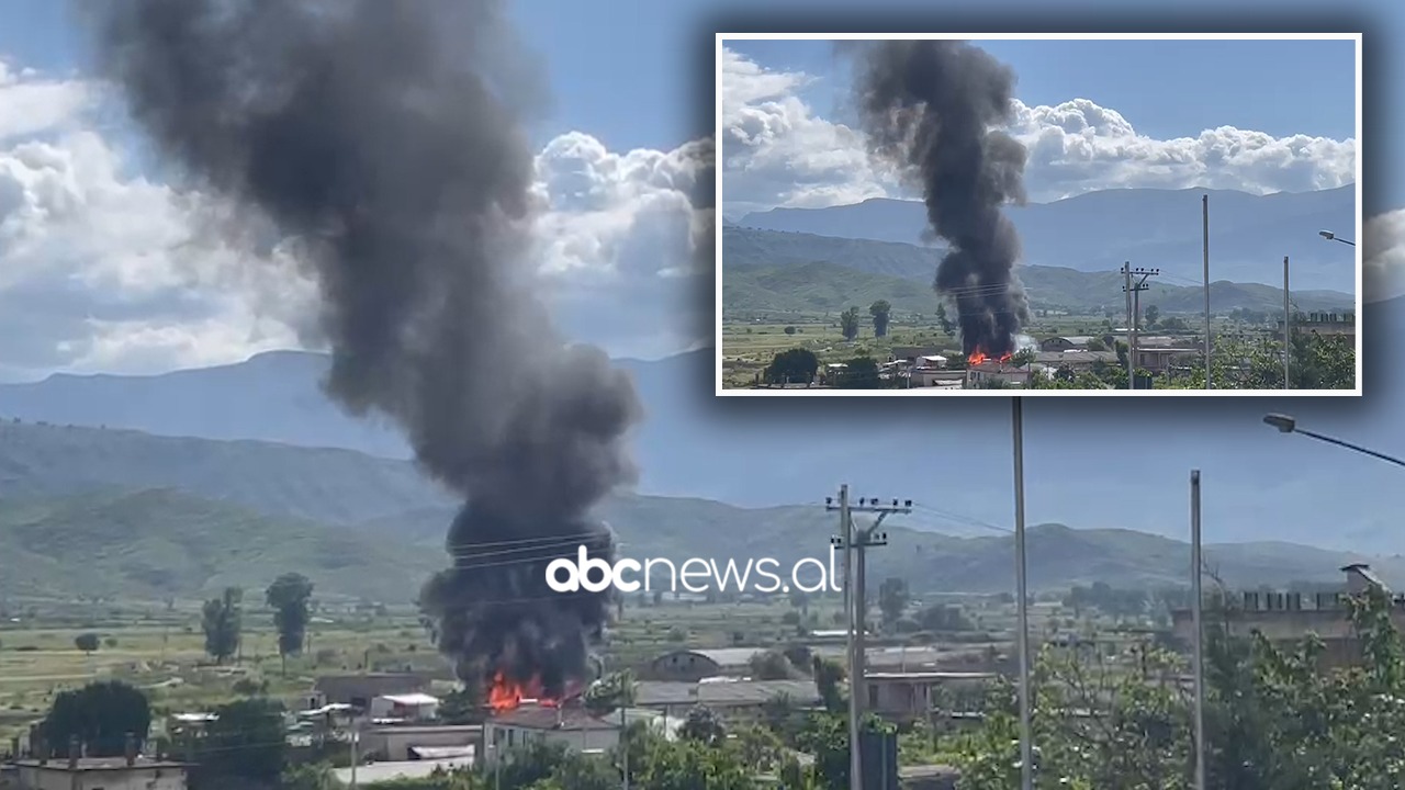 Flakët dhe tymi pushtojnë zonën, përfshihet nga zjarri një barakë në Gjirokastër