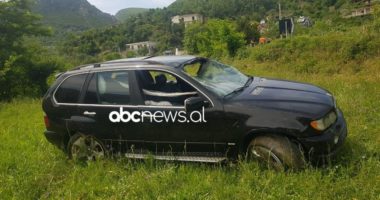 Mister në Xibrakë, makina BMW X5 del nga rruga dhe braktiset nga shoferi
