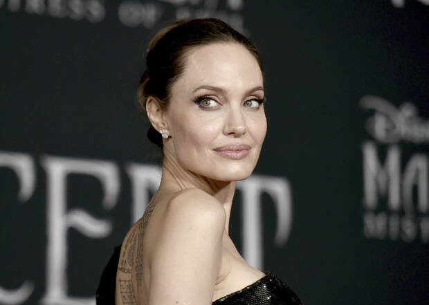 Angelina Jolie siç nuk e keni parë kurrë më parë