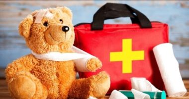 Tre gabime të zakonshme që shumica e njerëzve bëjnë me ndihmën e parë