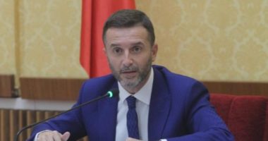 Braçe: Shteti ka 30 vite që ka hequr dorë nga strehimi në fshat, leja e ndërtimit i merr një dhomë bujkut