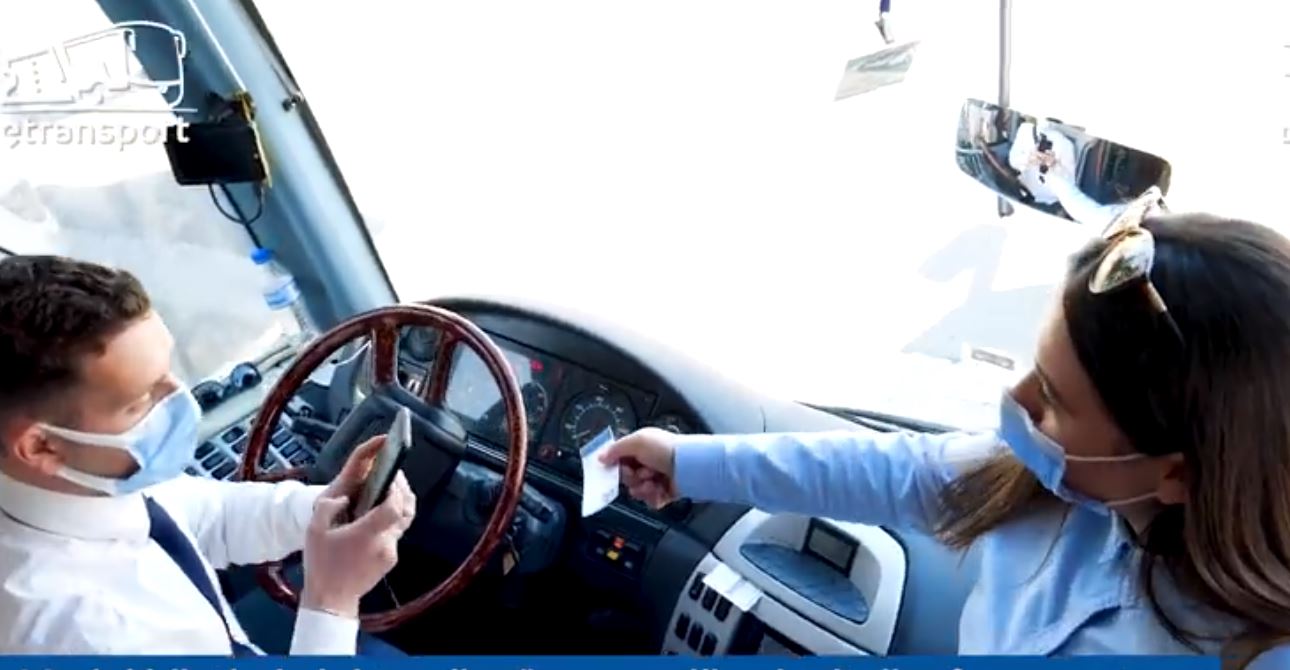Rama publikon videon: E ardhmja e afërt digjitale e transportit rrugor ndërqytetës përmes e-Transport