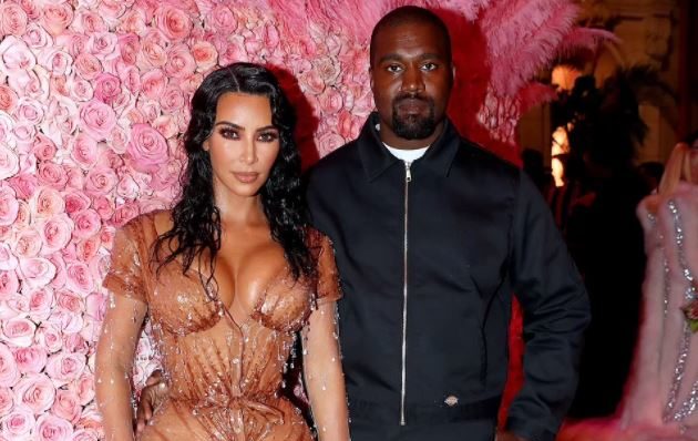 Kim Kardashian feston ditëlindjen e dytë të djalit, Kanye West mungon