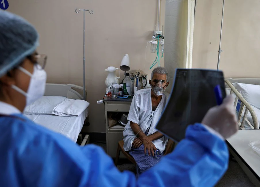 Thuajse 20 milionë të infektuar me koronavirus në Indi