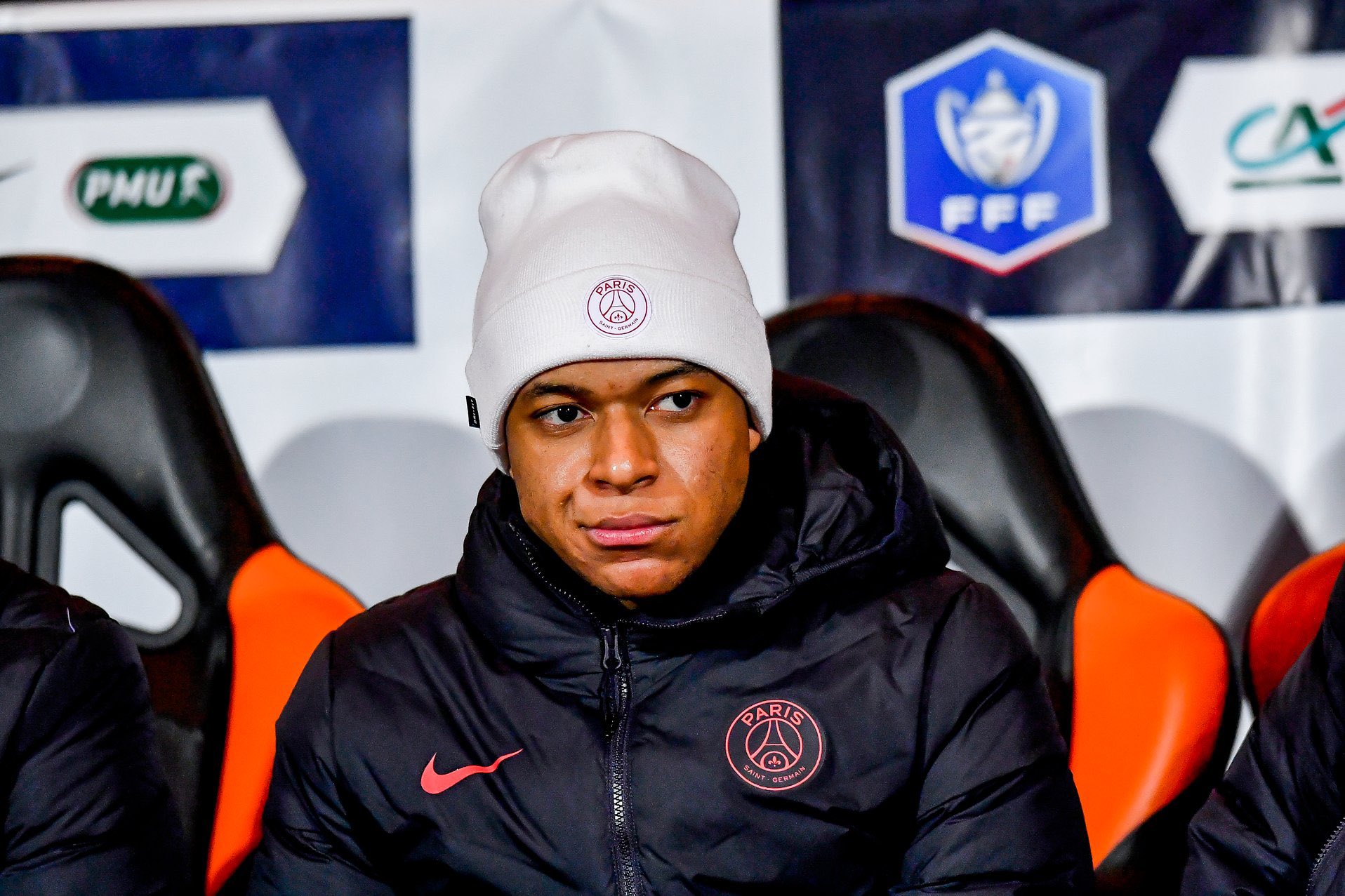 “Provo përsëri”, Kylian Mbappe refuzon ofertën e radhës nga PSG