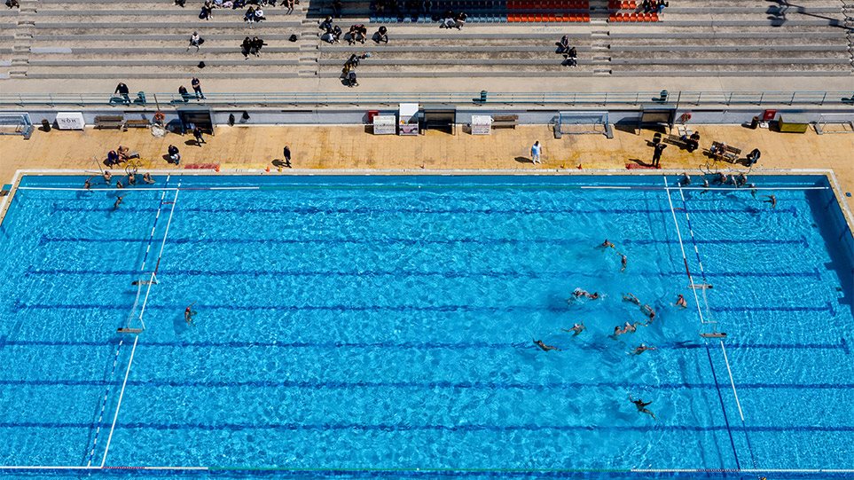 Nga pishinat, te kopshtet, muzetë dhe gjykatat, Greqia bëhet gati për hapjen e madhe