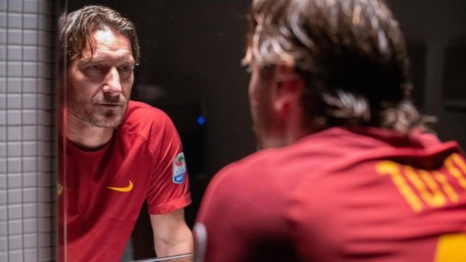 “Më quajnë Françesko Totti”, filmi i legjendës së Romës merr “Oscar”-in italian