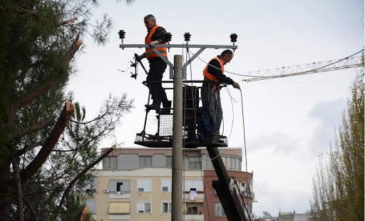 Remont në NST Tec të Kombinatit, OSHEE: Zonat që do ngelen pa energji nesër në Tiranë