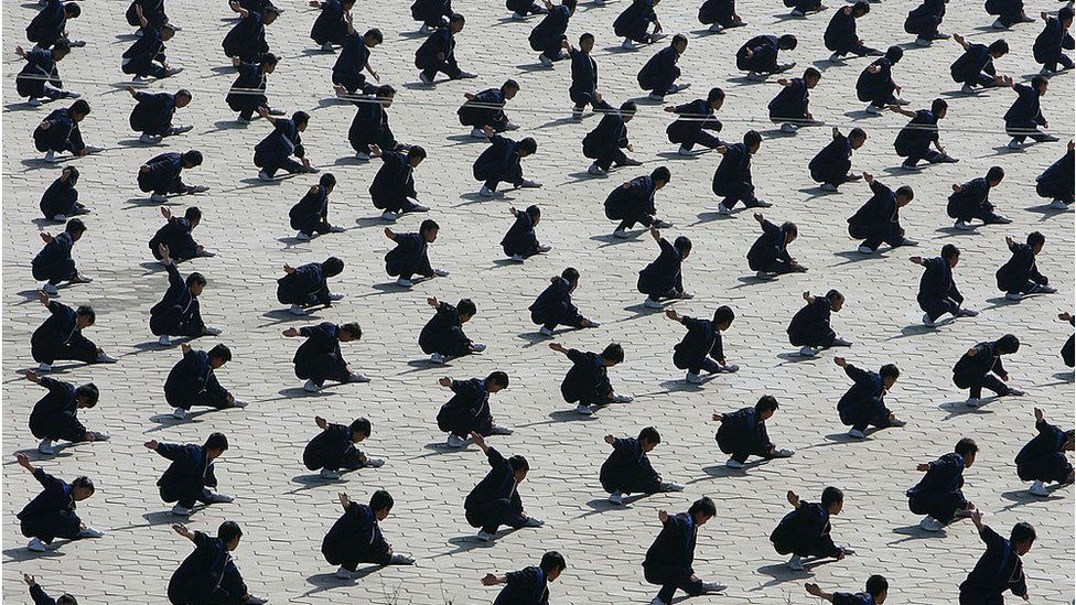 Zjarr në shkollën e arteve marciale, humbin jetën 18 fëmijë në Kinë