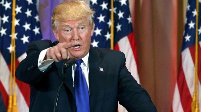 Facebook mbyll llogarinë e Trump për dy vjet