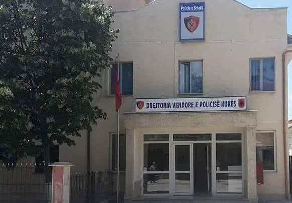 Tentoi të kalonte kufirin me dokumente false, arrestohet 41-vjeçari nga Kosova, një tjetër në kërkim