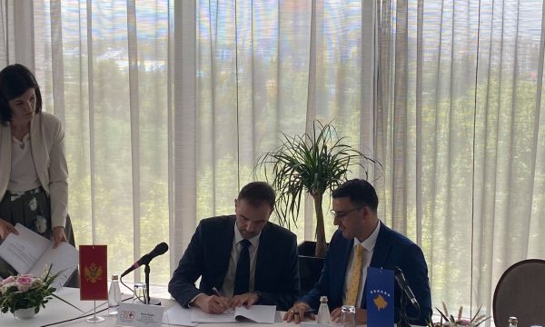 Hiqet sigurimi kufitar, nënshkruhet marrëveshja mes Kosovës e Malit të Zi