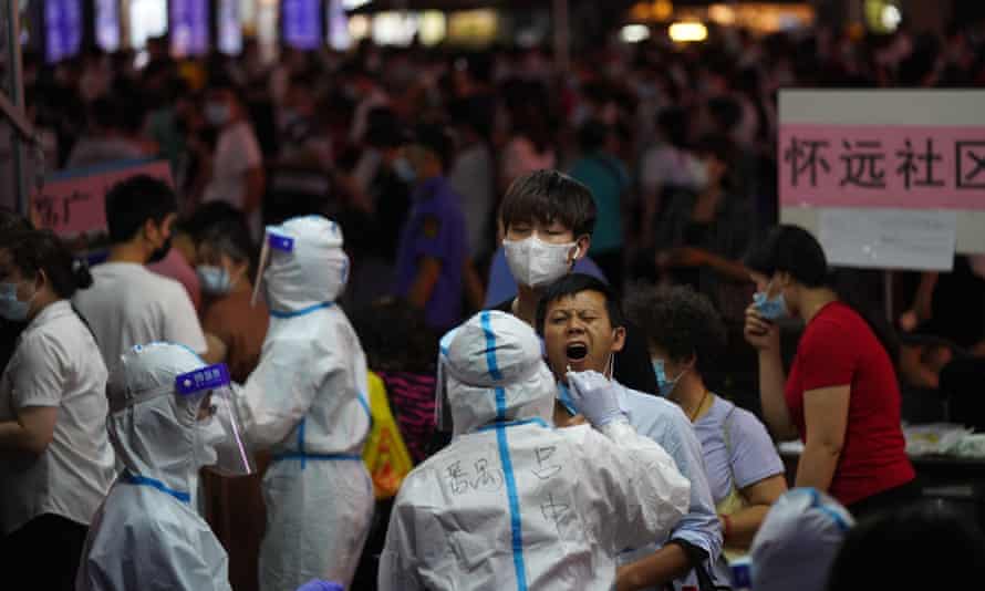 Kina izolon një pjesë të provincës Guangzhou pas shpërthimit të variantit indian “Delta”