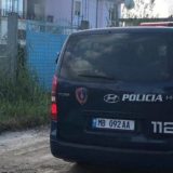 Pas sherrit një person në Tropojë tenton të qëllojë me thikë 46-vjeçarin, ai e plagos me kallashnikov