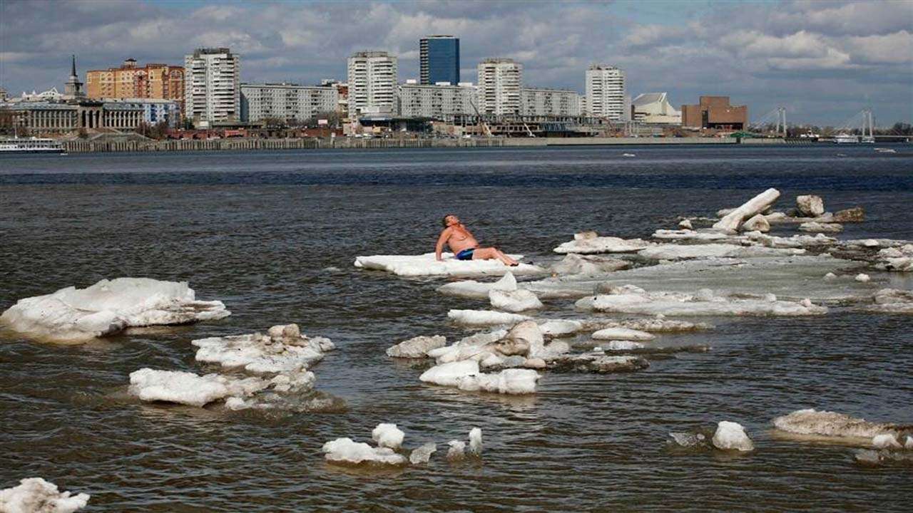 “Çmendet” moti në Siberi, temperaturat shkojnë 48 gradë